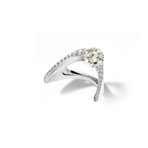 anello con diamante e diamanti oro bianco Torino